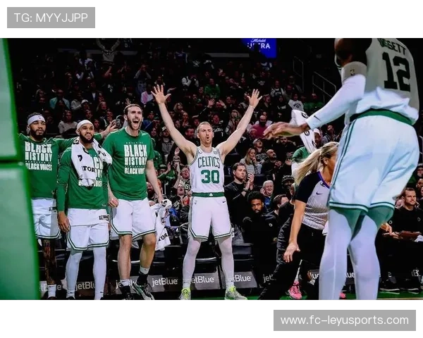 凯尔特人球员合力形成强悍防守体系