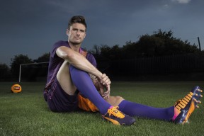 中超俱乐部包夹防守有效性分析，足球包夹防守成功视频案例